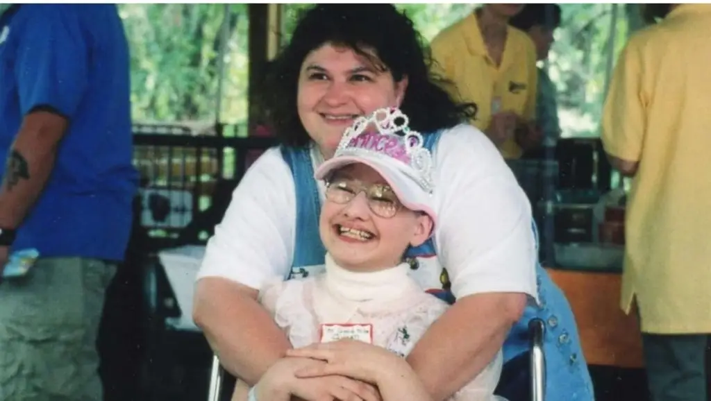 Gypsy Rose Blanchard junto a su madre Dee Dee.